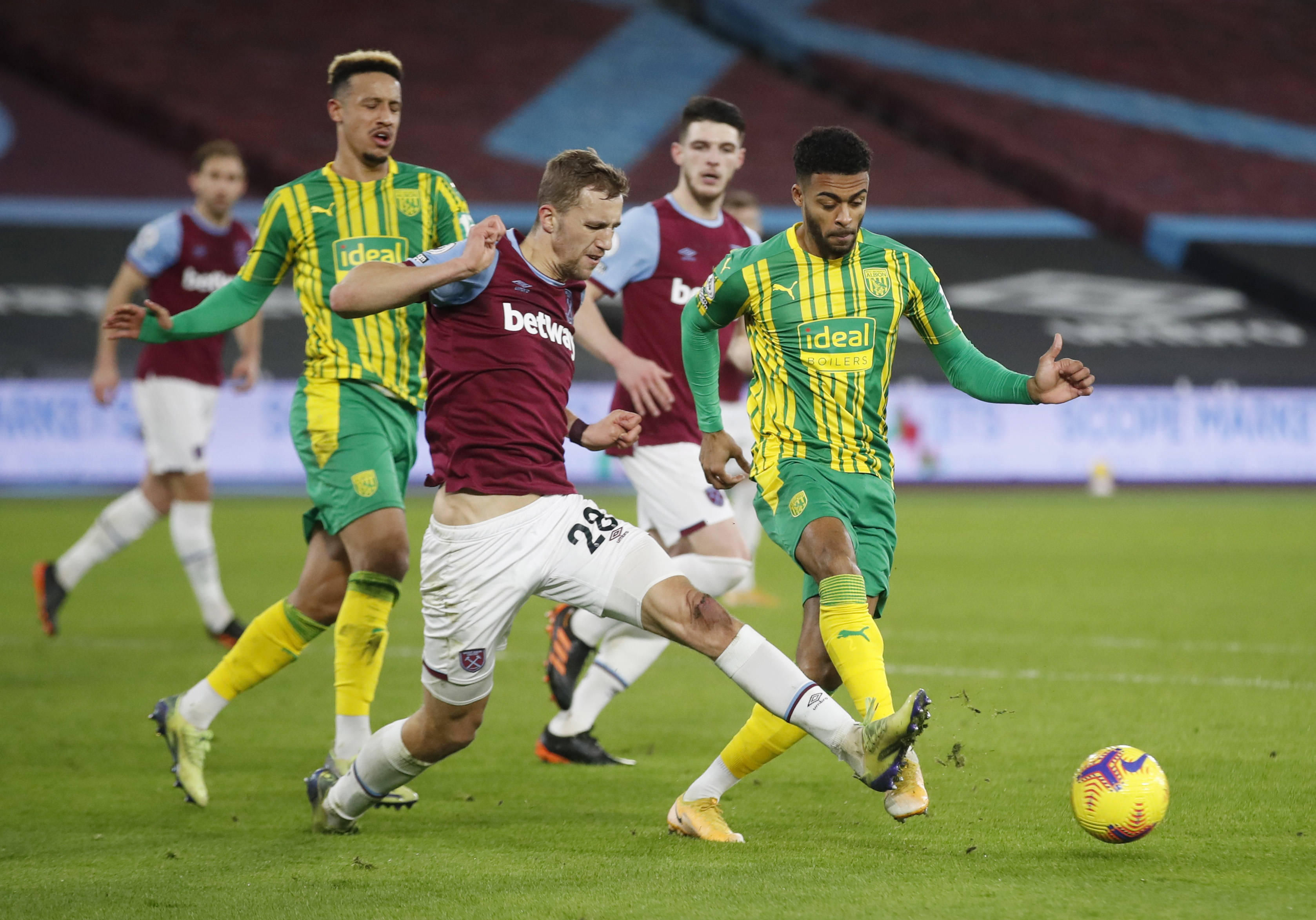 色表现让火 色表现让火